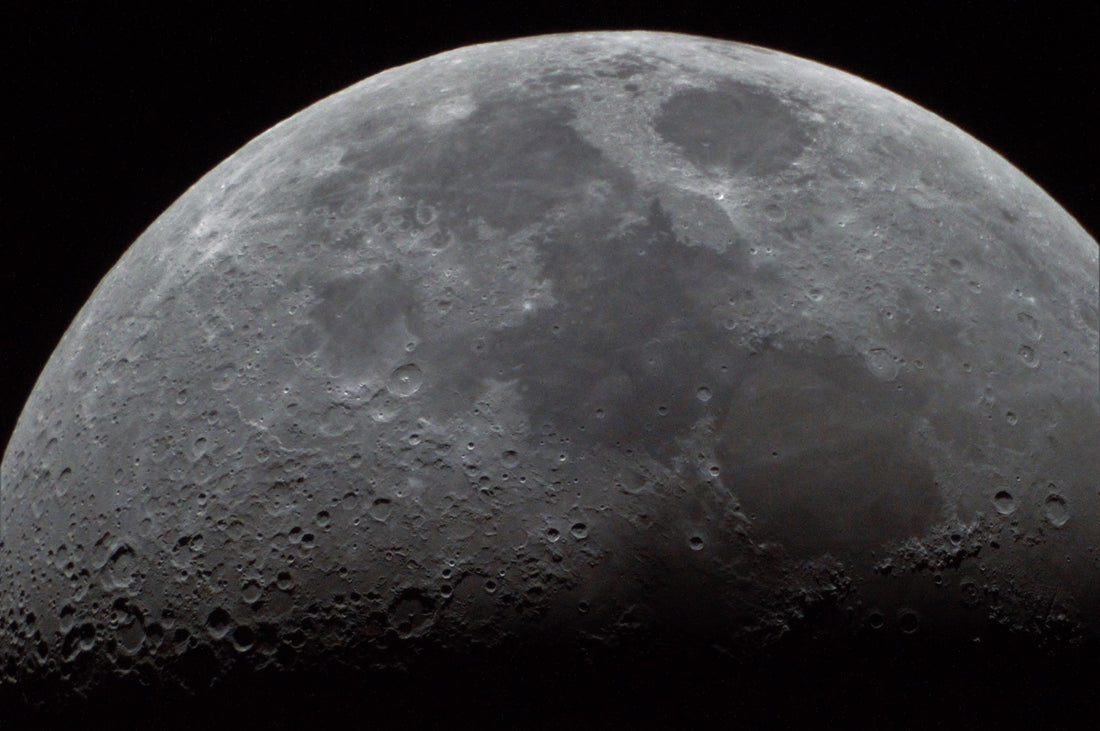 Earth’s Moon vs. Other Moons: A Celestial Comparison 🌕